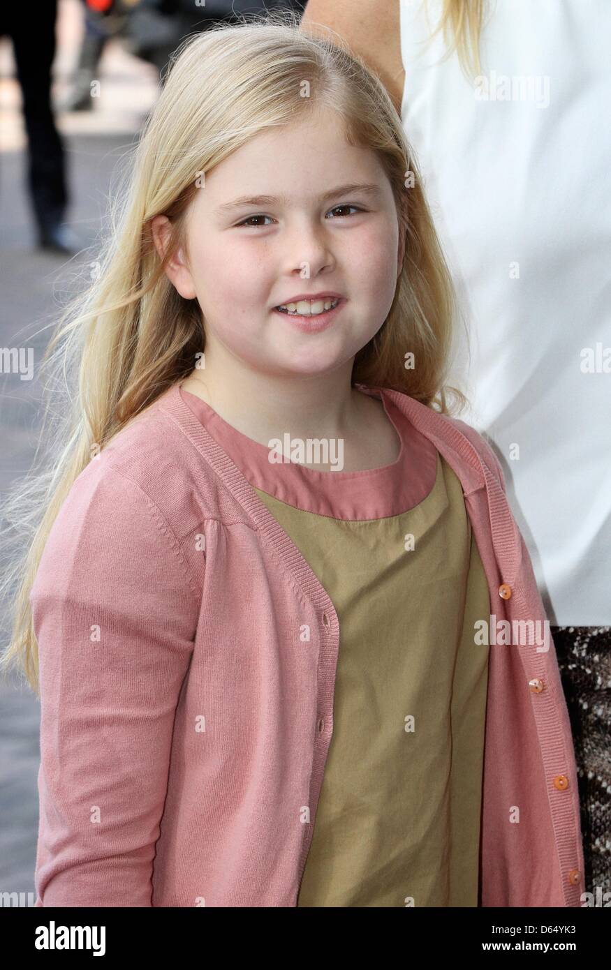 La principessa Amalia assiste il concerto del projekt "i bambini fanno musica' nell'Heineken Music Hall di Amsterdam, Olanda, 6 giugno 2012. I bambini fanno musica è una iniziativa della Principessa Maxima e il Oranje Fonds. Foto: Patrick van Katwijk PAESI BASSI FUORI Foto Stock