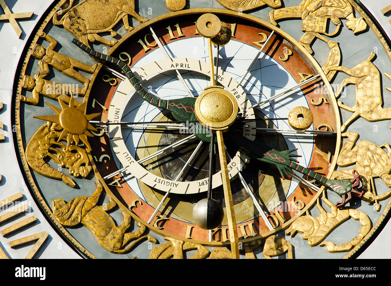 Close-up del clock del Municipio di Oslo Foto Stock