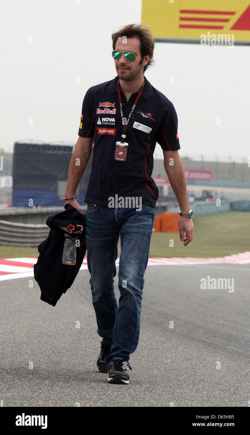 Shanghai, Cina. 11 aprile 2013. formula 1, GP di Cina a Shanghai, 11.04.2013, Jean-Eric Vergne, la Scuderia Toro Rosso, foto:mspb/ Thomas Melzer/dpa/Alamy Live News Foto Stock