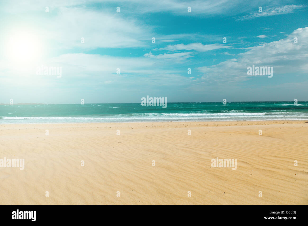 Spiaggia di sabbia sulla costa atlantica nelle Isole Canarie Foto Stock