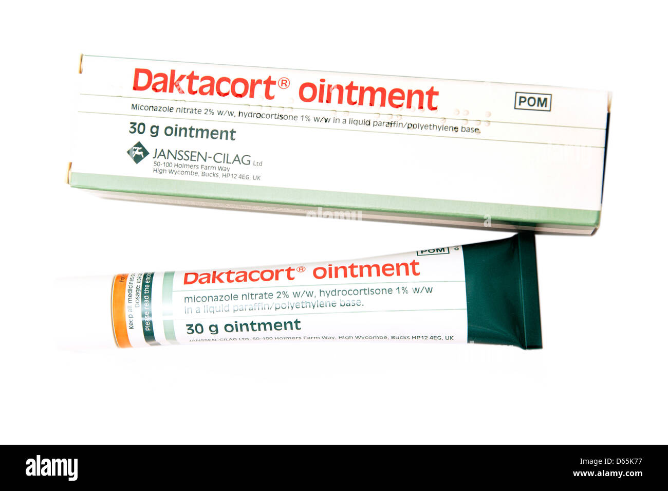 Unguento Daktacort (nitrato di miconazolo) idrocortisone crema di steroidi  per trattare condizioni infiammato dermatite eczema Foto stock - Alamy