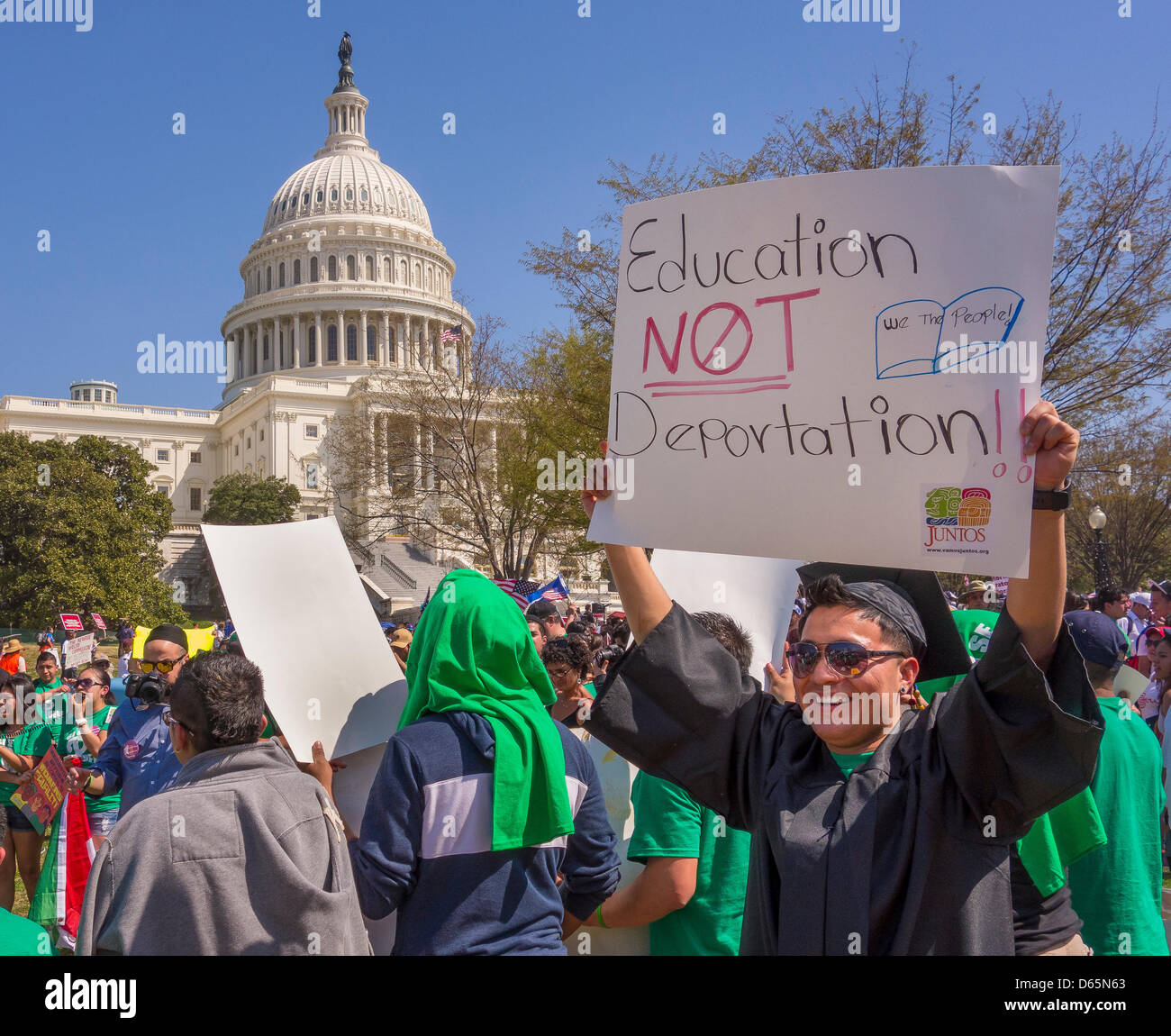 Washington DC, Stati Uniti d'America. Il 10 aprile 2013. Riforma dell immigrazione al rally di U.S. Capitol. Credito: Rob Crandall / Alamy Live News Foto Stock