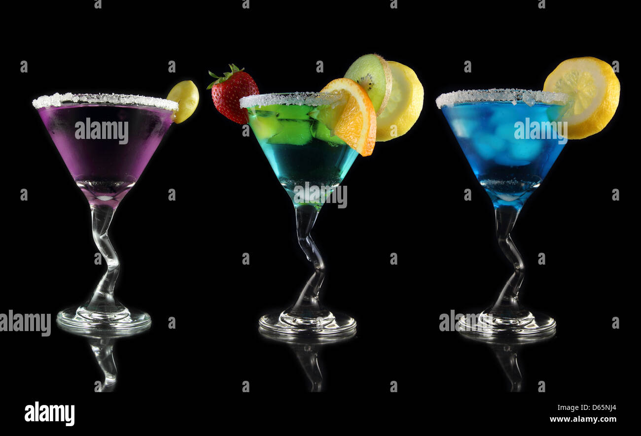 Martini bevande su sfondo nero Foto Stock