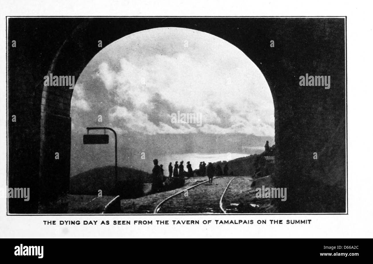 Un viaggio sulla ferrovia crookedest nel mondo, Mt. Tamalpais, Cal (1907) Foto Stock