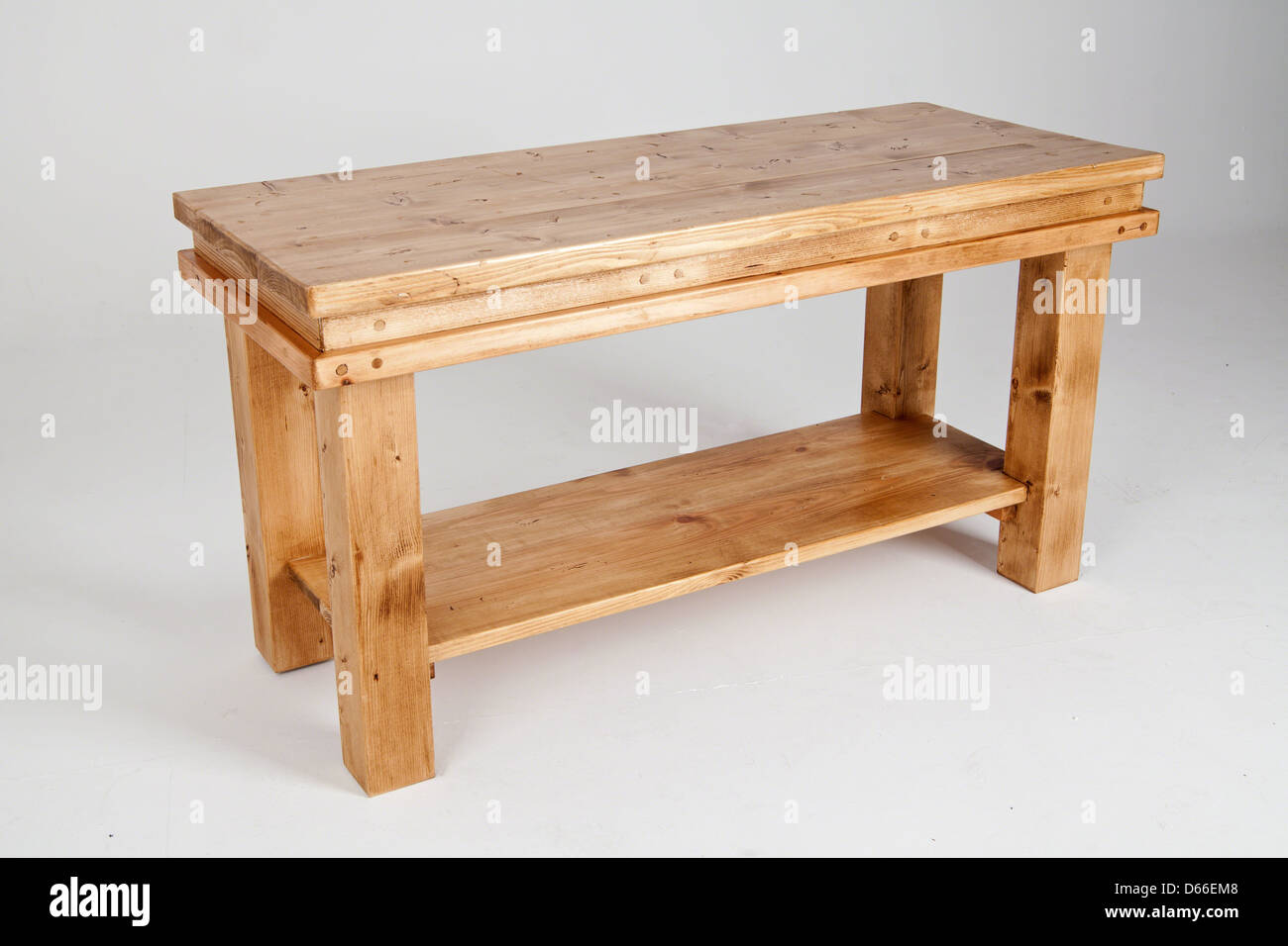 Bespoke tavolo da caffè in legno Foto Stock