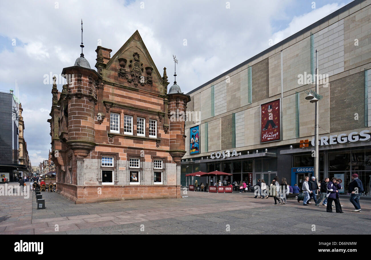 Il vecchio Glasgow Subway ingresso e St Enoch Shopping Center presso il St Enoch Square a Glasgow Scozia Scotland Foto Stock