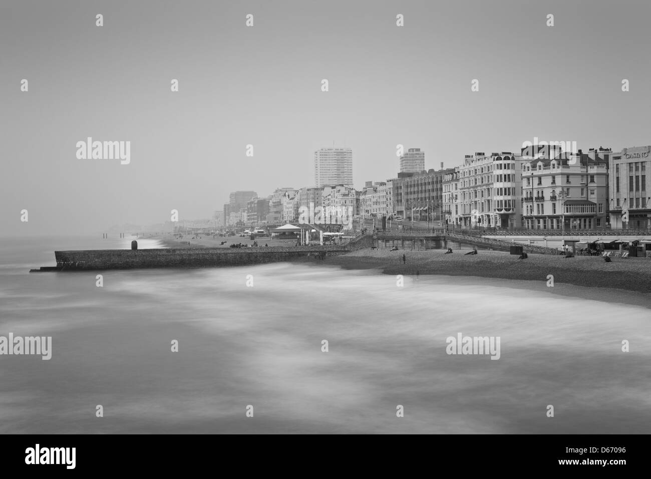 La spiaggia di Brighton in inverno, Brighton, Sussex, Inghilterra Foto Stock