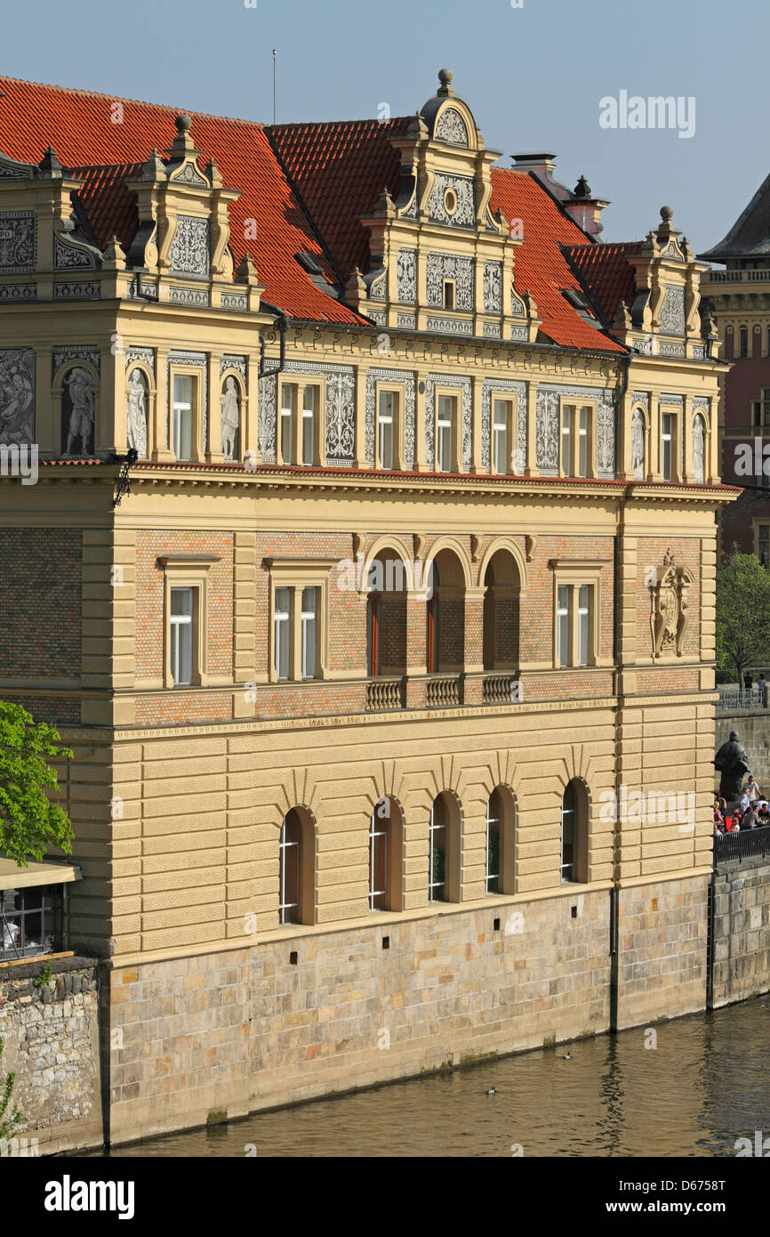 Il Museo del compositore ceco Bedřich Smetana dal fiume Vltava, Praga Foto Stock