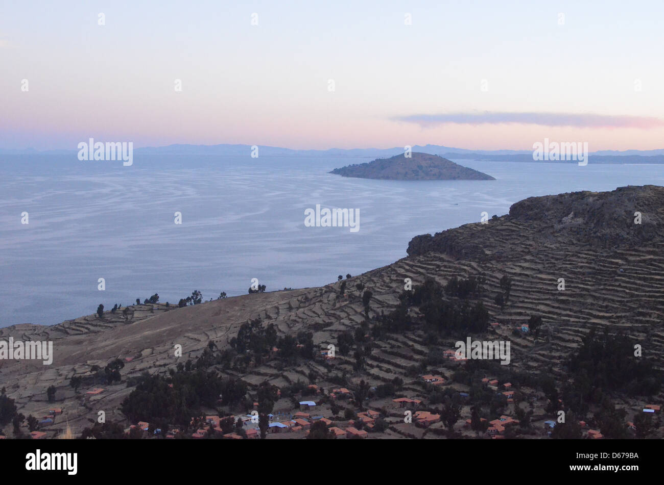 Tramonto su Isola Amantani, il lago Titicaca, Perù Foto Stock