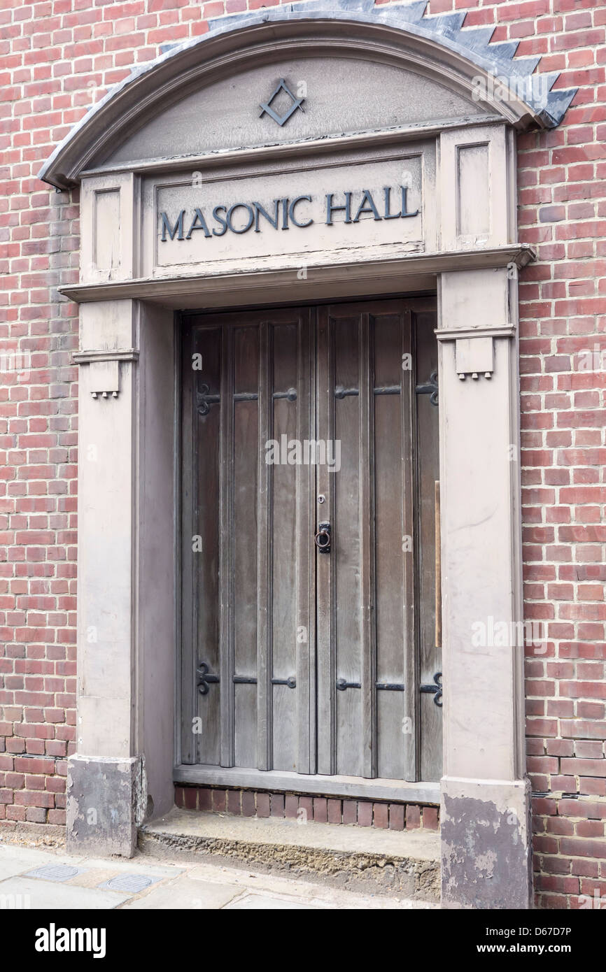 Masonic Hall ingresso High Street Sandwich cinque Port Kent England Foto Stock