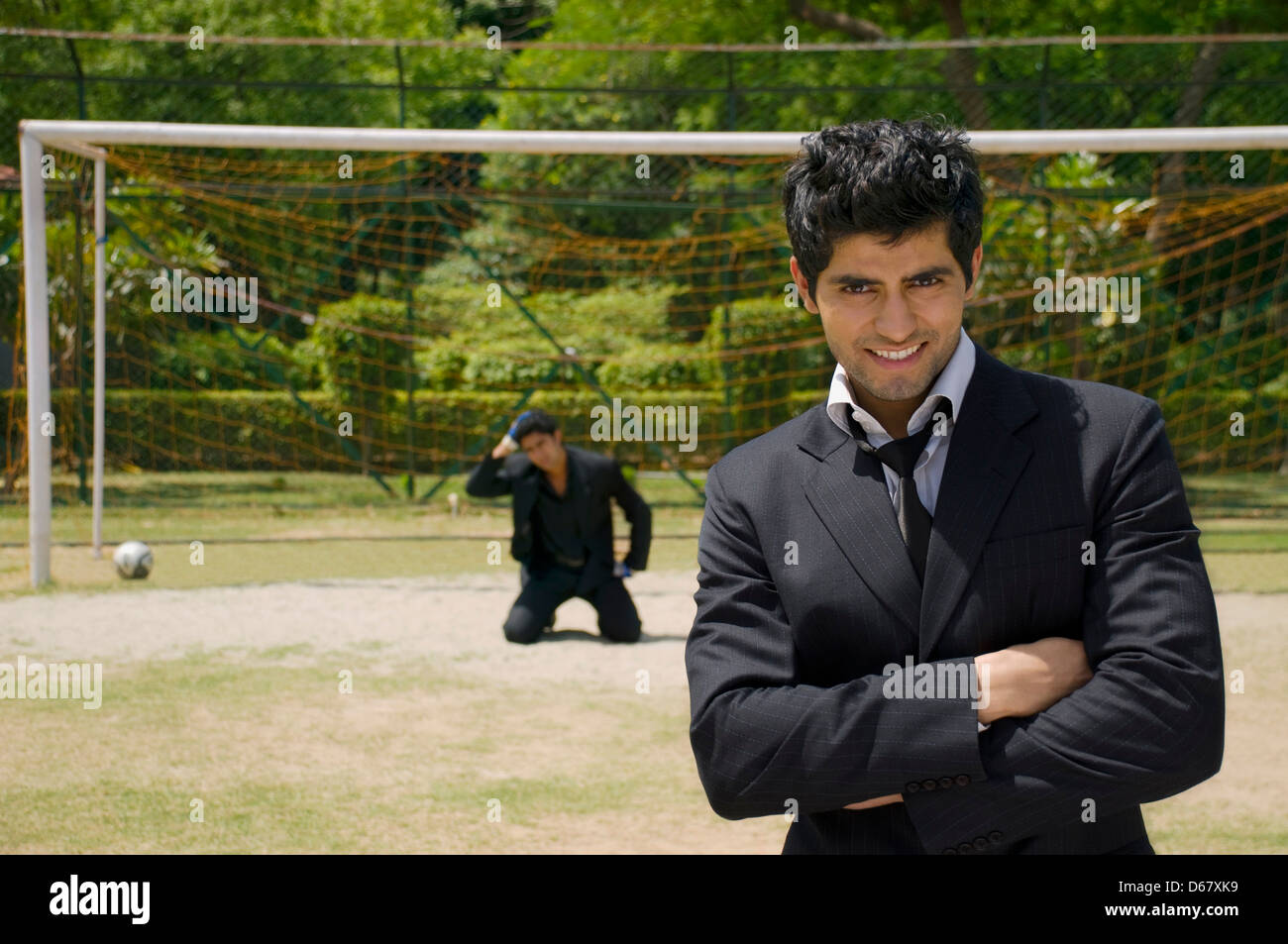 I dirigenti di un campo di calcio Foto Stock