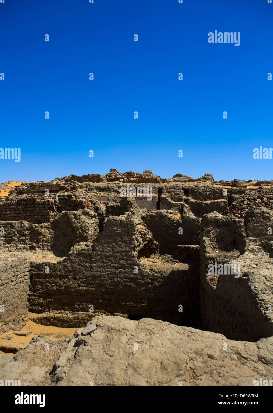 Le rovine della città medievale di Old Dongola, Sudan Foto Stock