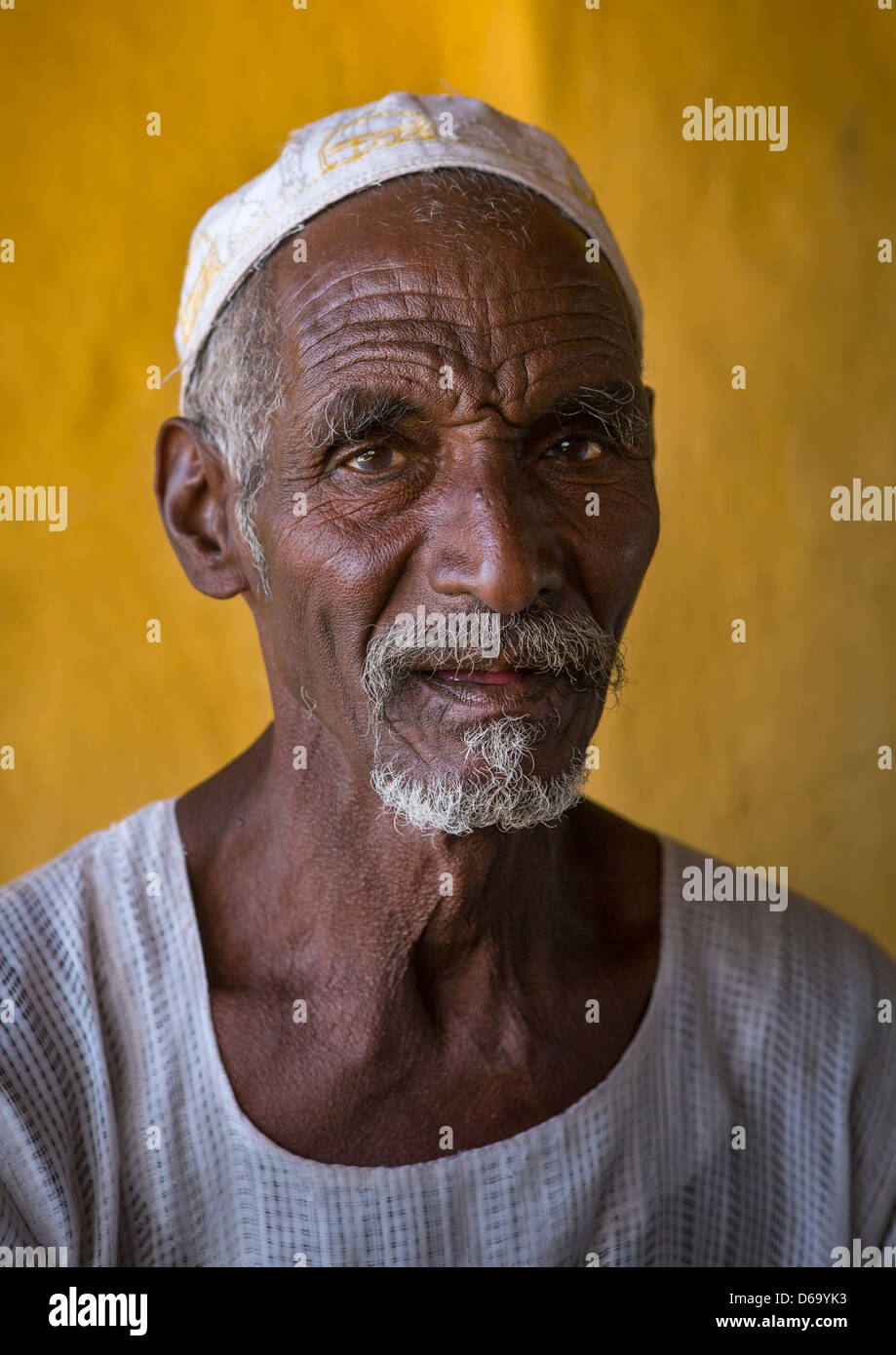 Il vecchio uomo sudanese, Old Dongola, Sudan Foto Stock