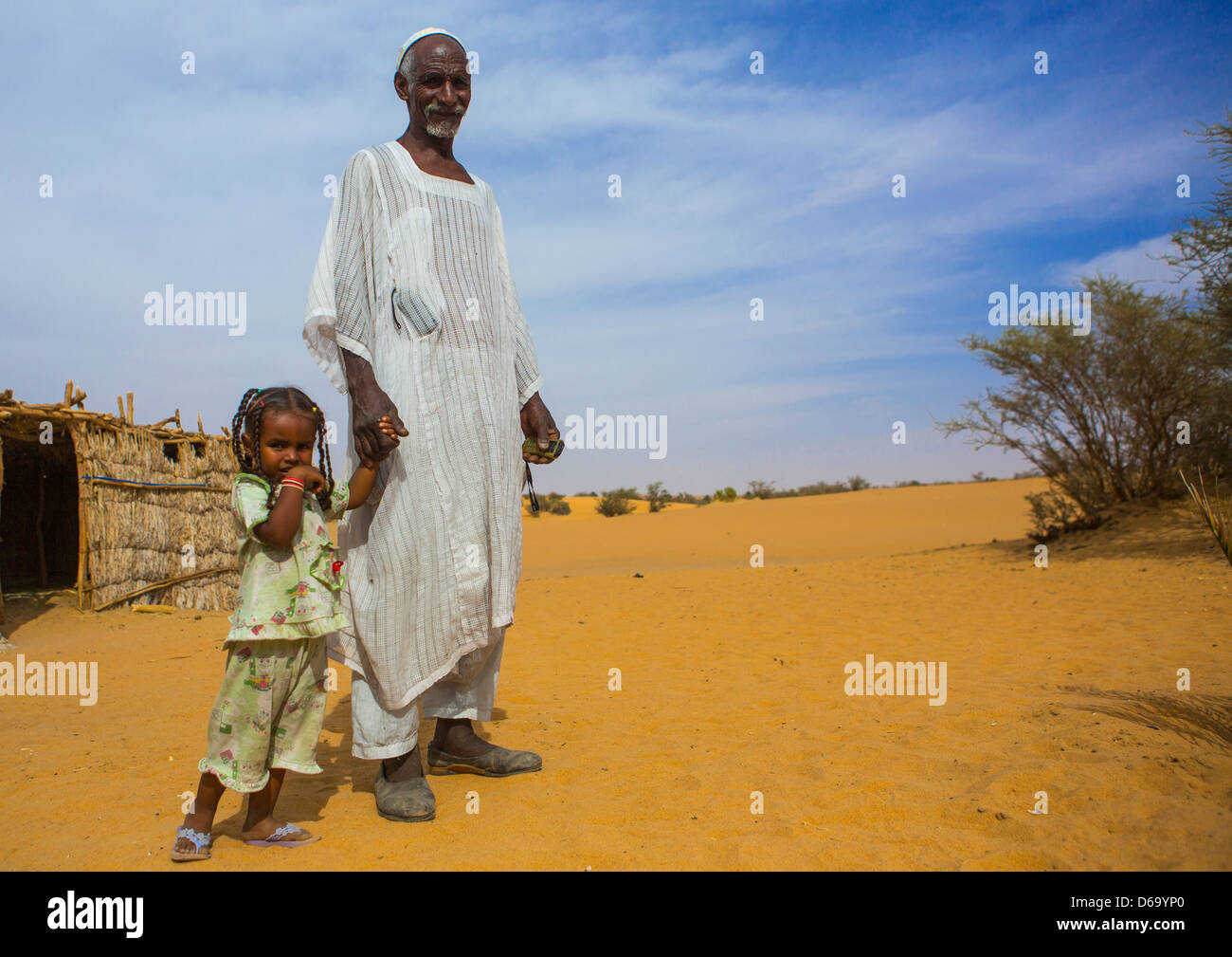 Padre e figlia, Old Dongola, Sudan Foto Stock