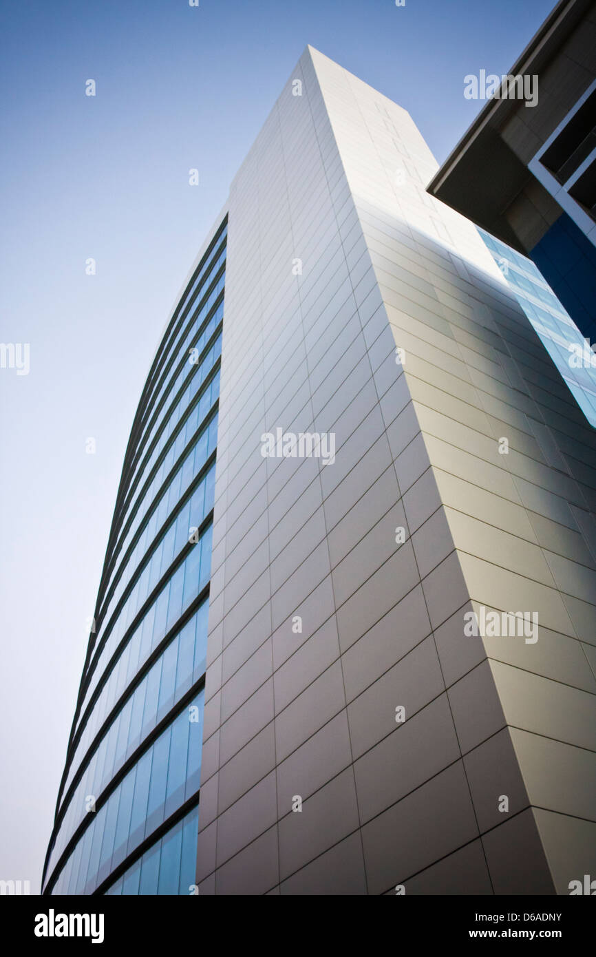 La lama a 128 metri (420 ft) alto è il più alto edificio in Reading, Berkshire, Inghilterra. Foto Stock