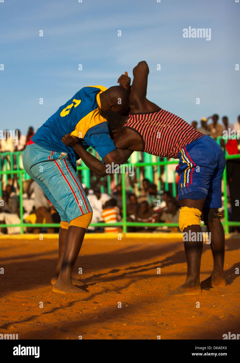 Nuba lottatori, Khartoum, Sudan Foto Stock