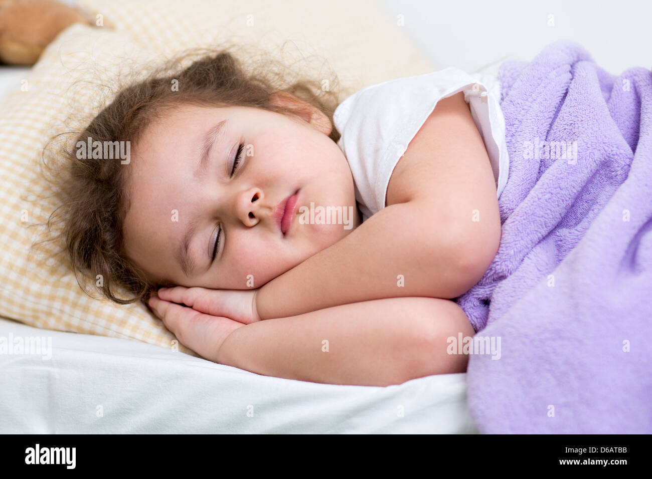 Bambino ragazza dorme Foto Stock