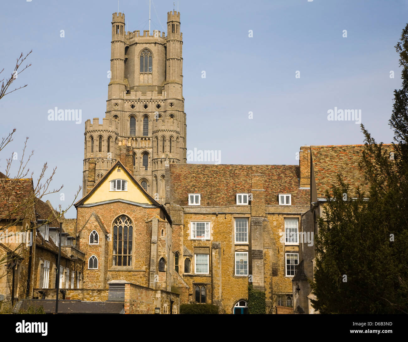 Il Re della scuola e la Cattedrale, Ely, Cambridgeshire, Inghilterra Foto Stock
