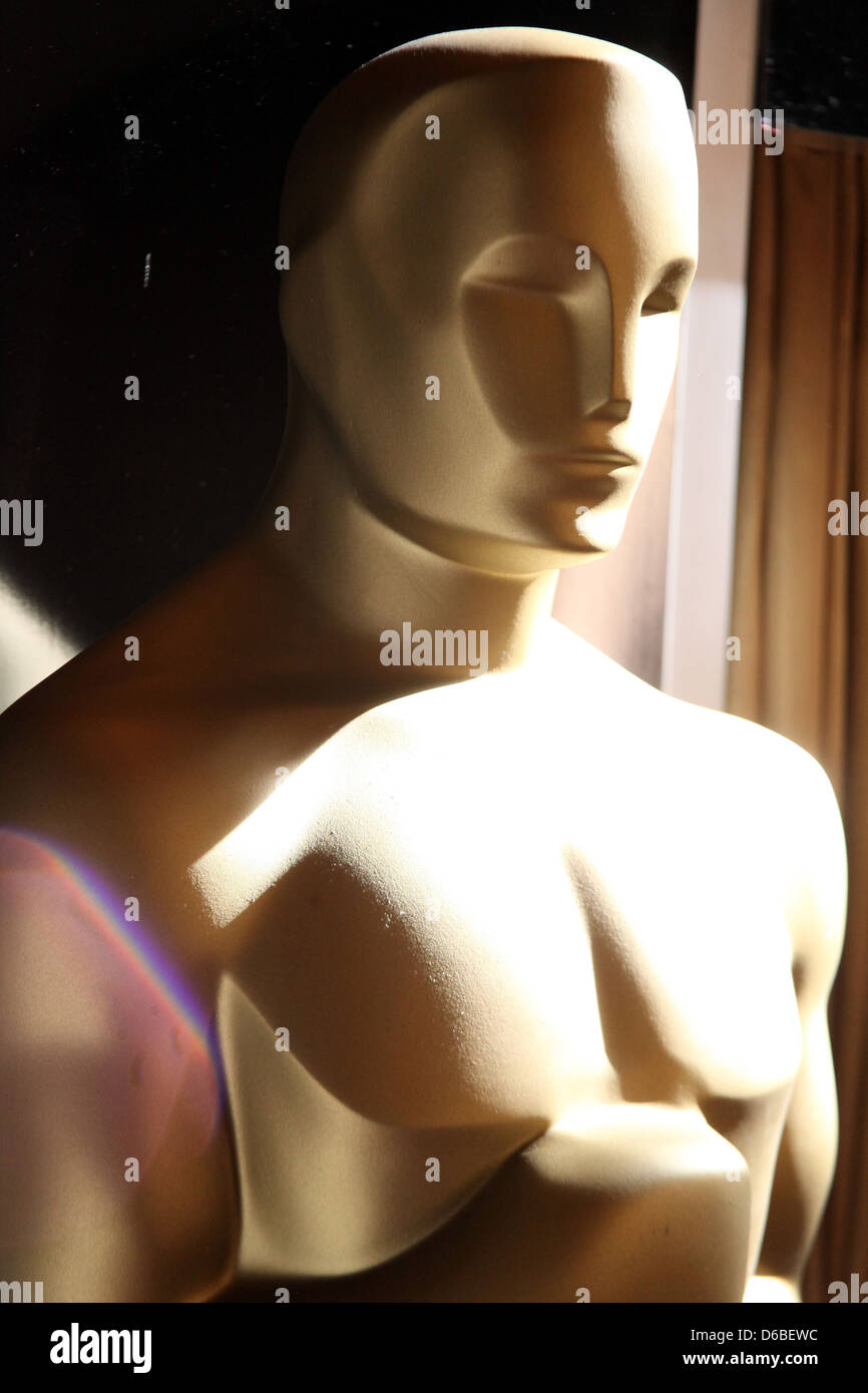 Atmosfera 'Meet Oscar' una mostra di Oscar statuette sul display a Vanderbilt Hall di Grand Central Terminal di New York Foto Stock