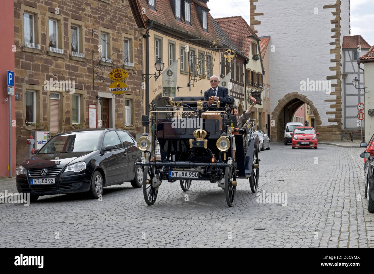 Horseless Aaglander carrello in corso in Prichenstadt, Franconia, Baviera, Germania. Foto Stock