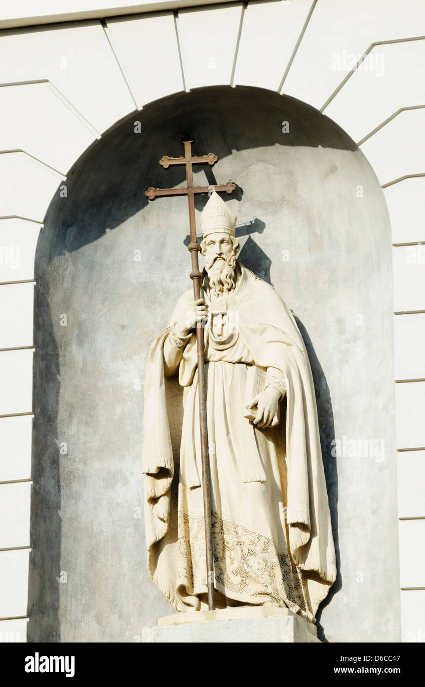 Statua al Duomo, Cattedrale di Aosta Aosta, Valle d'Aosta, Italia, Europa Foto Stock