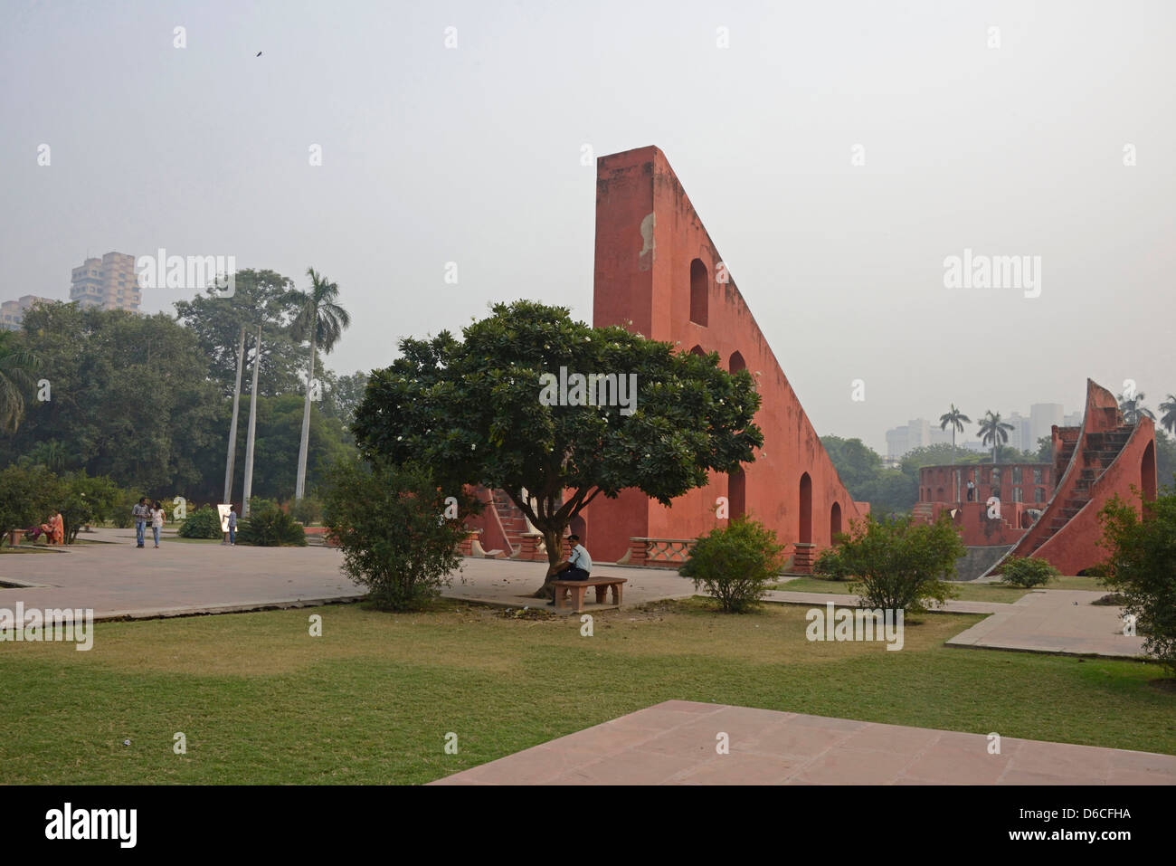 L'osservatorio Jantar Mantar di 300 anni a Nuova Delhi, India. Foto Stock