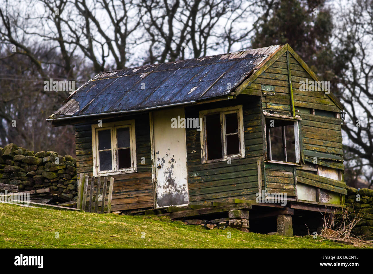 Ramshackled Summerhouse, nello Yorkshire, Regno Unito Foto Stock