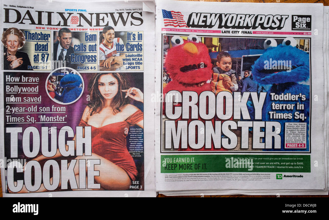 Le pagine anteriore relazione su un alterco con uno dei personaggi in costume in Times Square Foto Stock