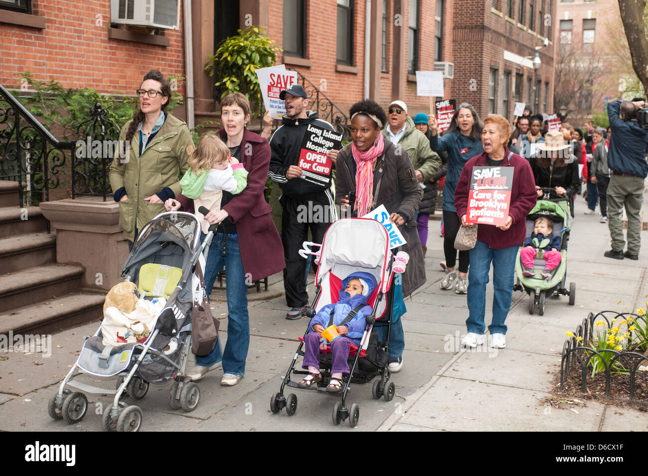 Salvataggio di Long Island College Hospital rally Foto Stock