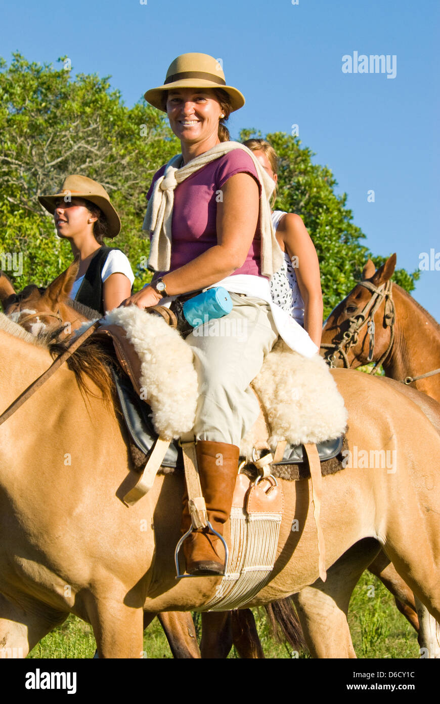Equitazione a Santa Teresa Parco Nazionale in Rocha Uruguay Foto Stock