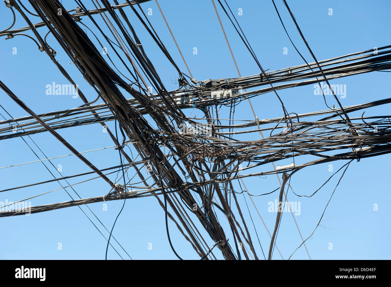 Le linee elettriche, Puerto Montt Cile Foto Stock