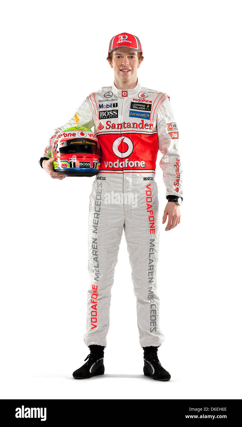 Un documento, datato 01 febbraio 2012, mostra British formula one test driver Oliver Turvey del Team McLaren-Mercedes che posano per una foto con il team della sede di Woking, Gran Bretagna. Foto: McLaren-Mercedes Foto Stock
