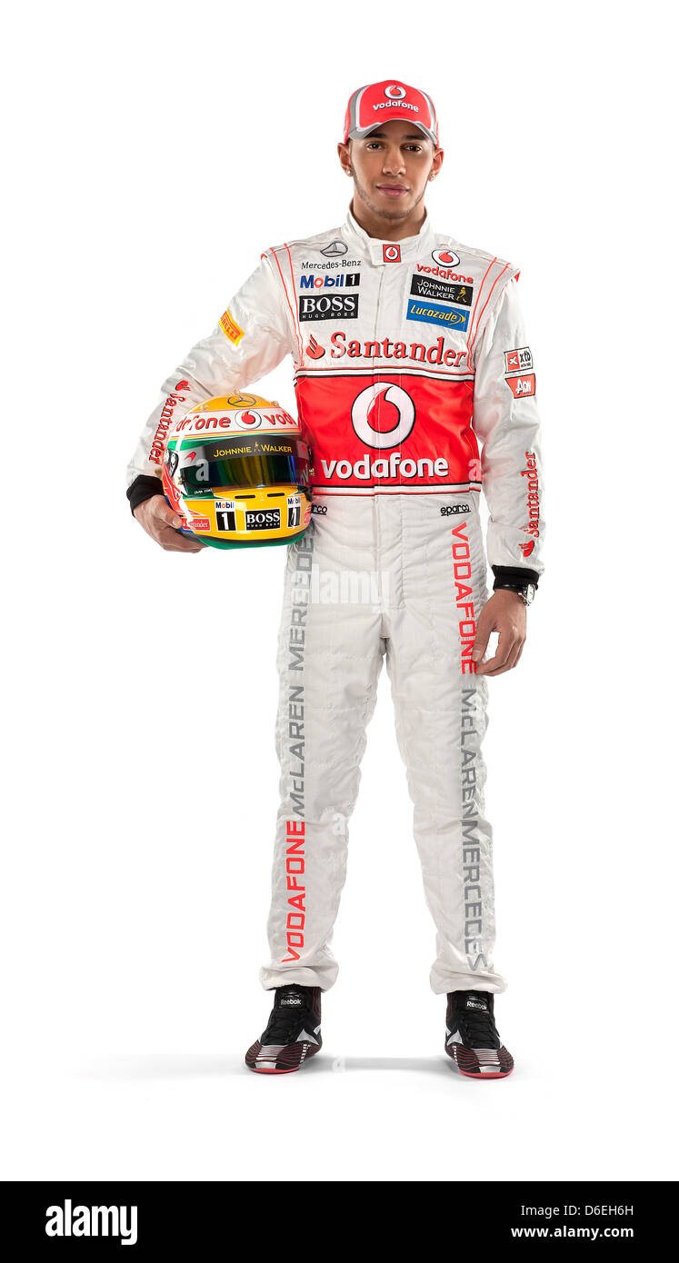 Un documento, datato 01 febbraio 2012, mostra British formula one test driver Lewis Hamilton del Team McLaren-Mercedes che posano per una foto con il team della sede di Woking, Gran Bretagna. Foto: McLaren-Mercedes Foto Stock