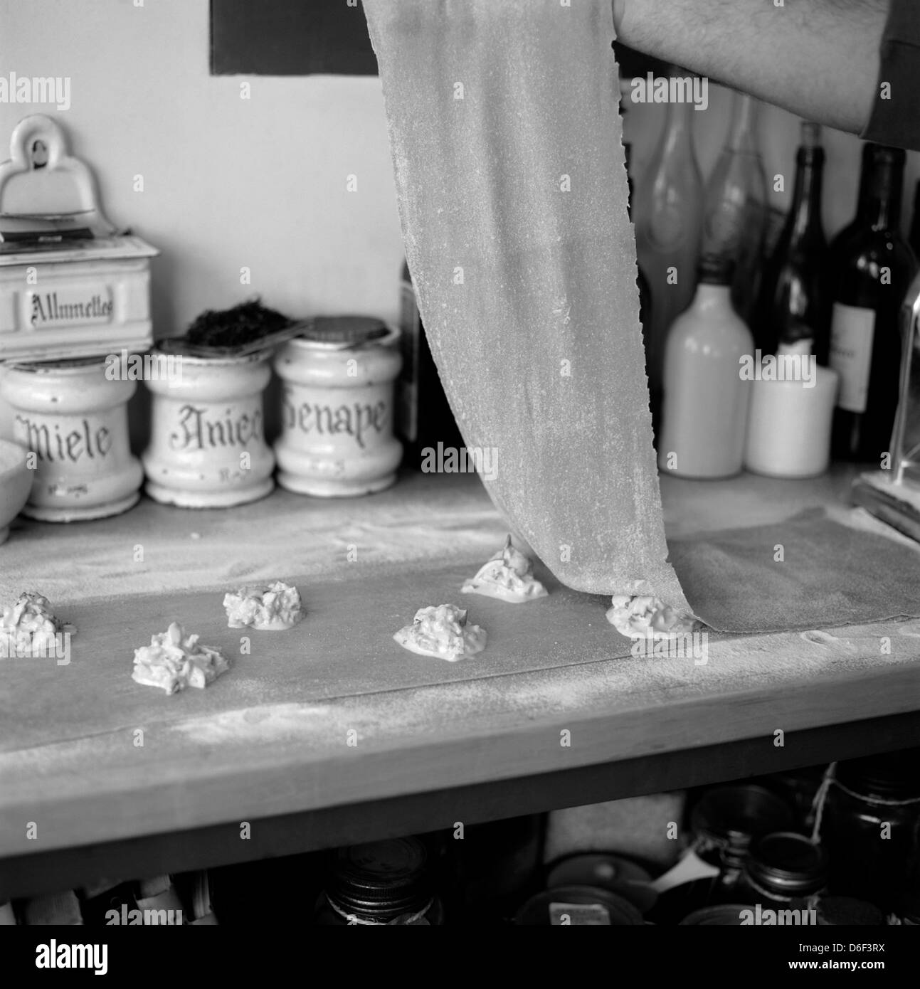 Fare i Ravioli Foto Stock