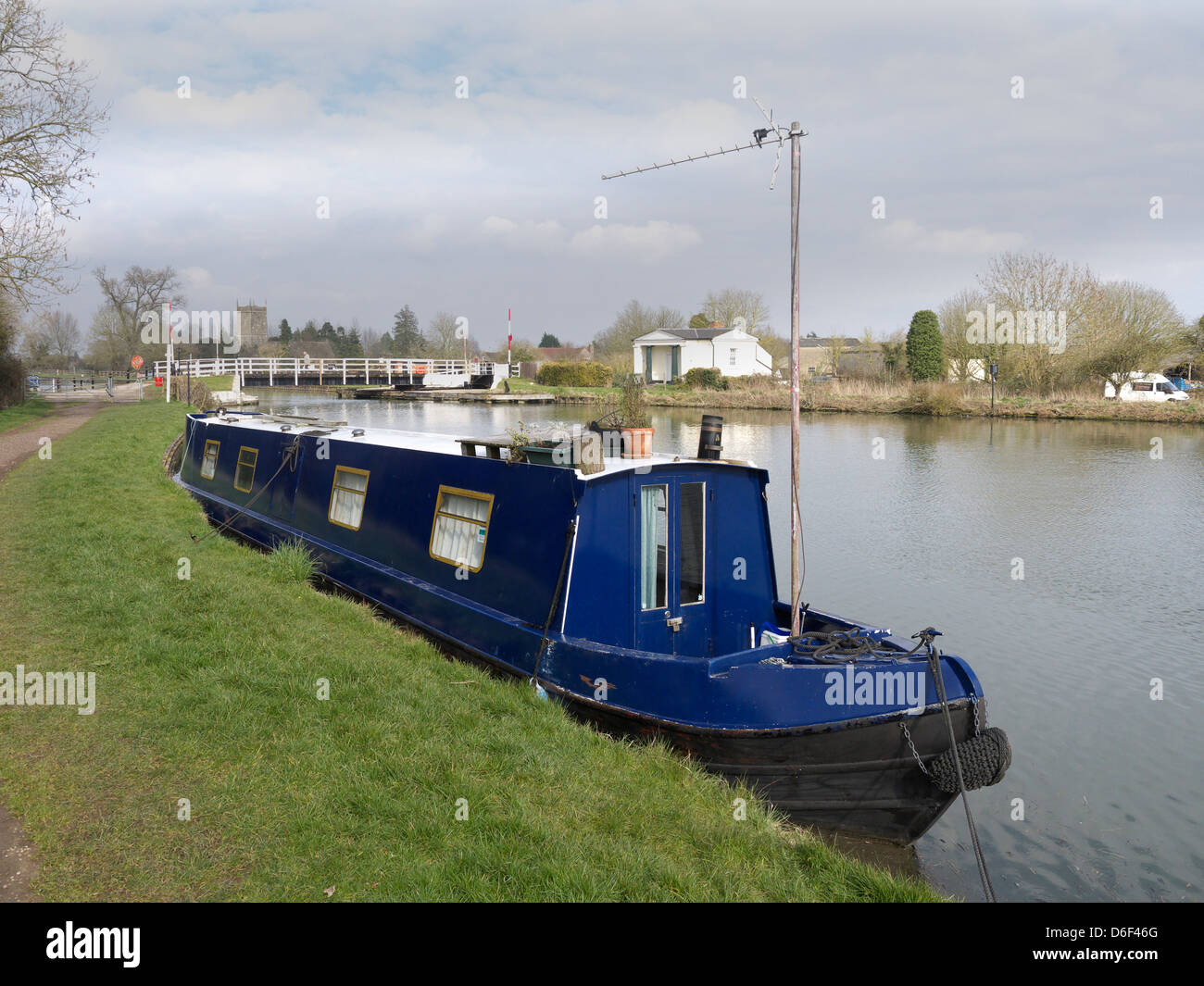 Barge, Gloucester e Nitidezza Canal vicino a Fradley, Gloucestershire, Marzo 2013 Foto Stock