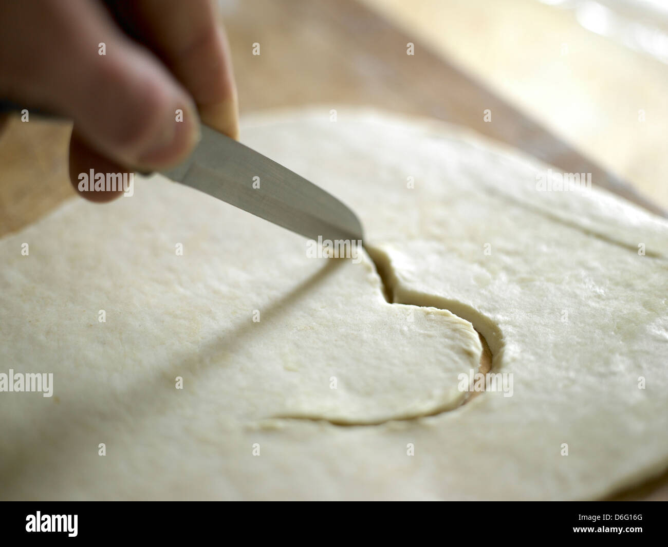 Il taglio di pasticceria - con ricetta / fase shot Foto Stock