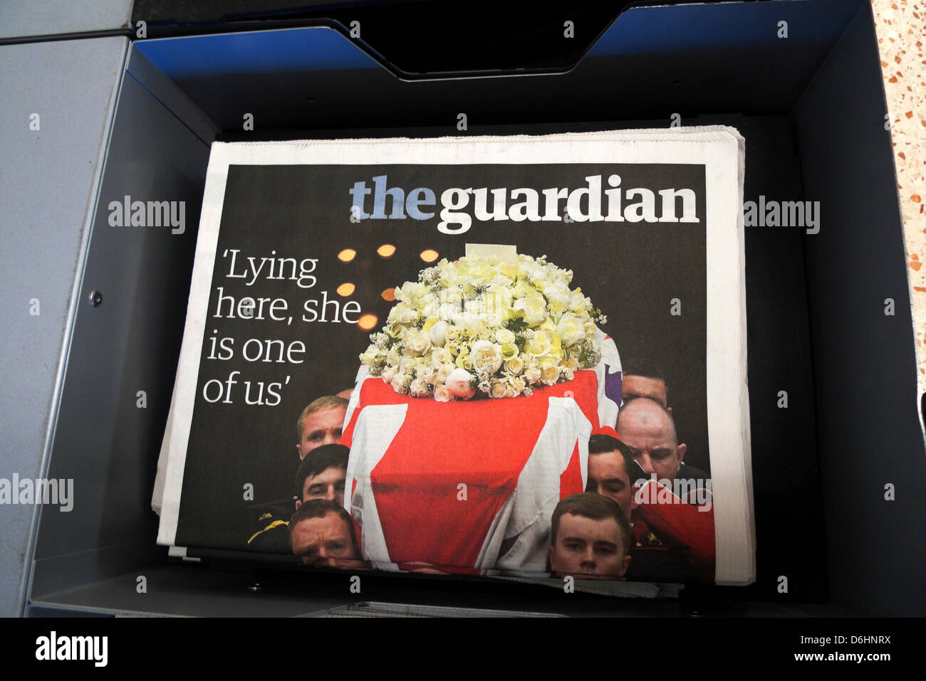 Pagina anteriore del Guardian di copertura della Thatcher funerale 18 aprile 2013 la Gran Bretagna Foto Stock