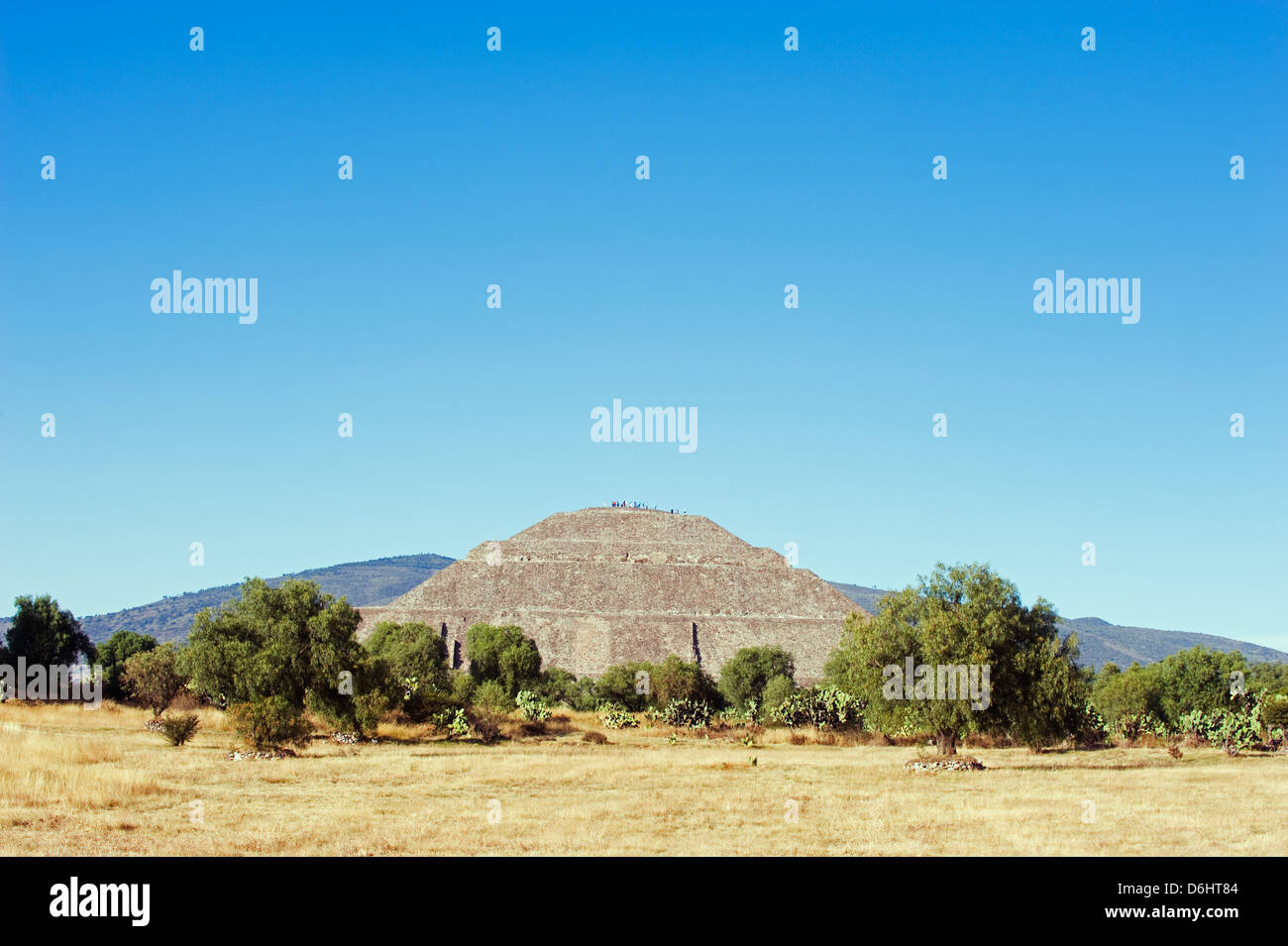 La Piramide del Sole a Teotihuacán, Valle de Mexico, Messico, America del Nord Foto Stock