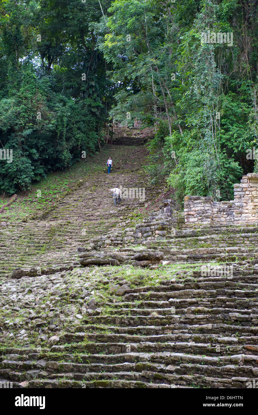 Passaggi a Yaxchilan rovine Maya, Chiapas, Messico, America del Nord Foto Stock