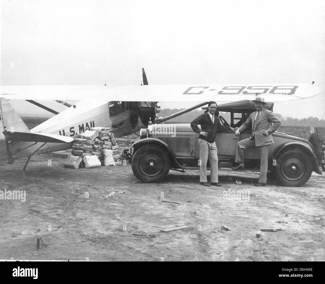 Il Ryan B-1 Brougham era un versatile velivolo ad ala bassa sviluppato dalla Ryan Aeronautical nel 1928. È stato utilizzato per vari scopi, tra cui il trasporto e le missioni di ricognizione. L'aereo è conservato al San Diego Air and Space Museum. Foto Stock