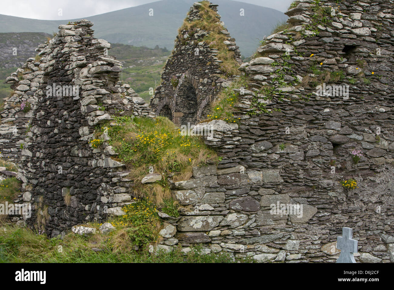 Il Derrynane. Penisola di Iveragh. Contea di Kerry. L'Irlanda. Antica terra di sepoltura. Foto Stock