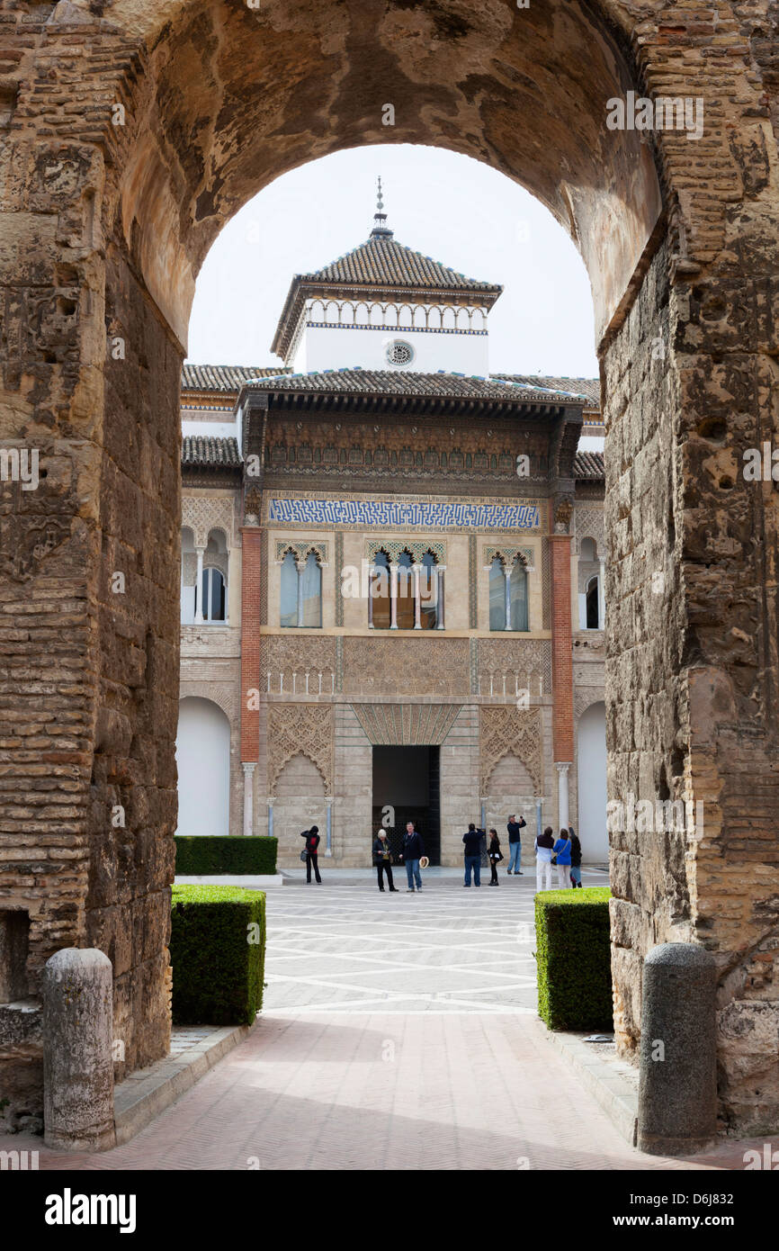 Patio de la Monteria e Palazzo di Pedro 1st, l'Alcazar, Sito Patrimonio Mondiale dell'UNESCO, Siviglia, in Andalusia, Spagna, Europa Foto Stock