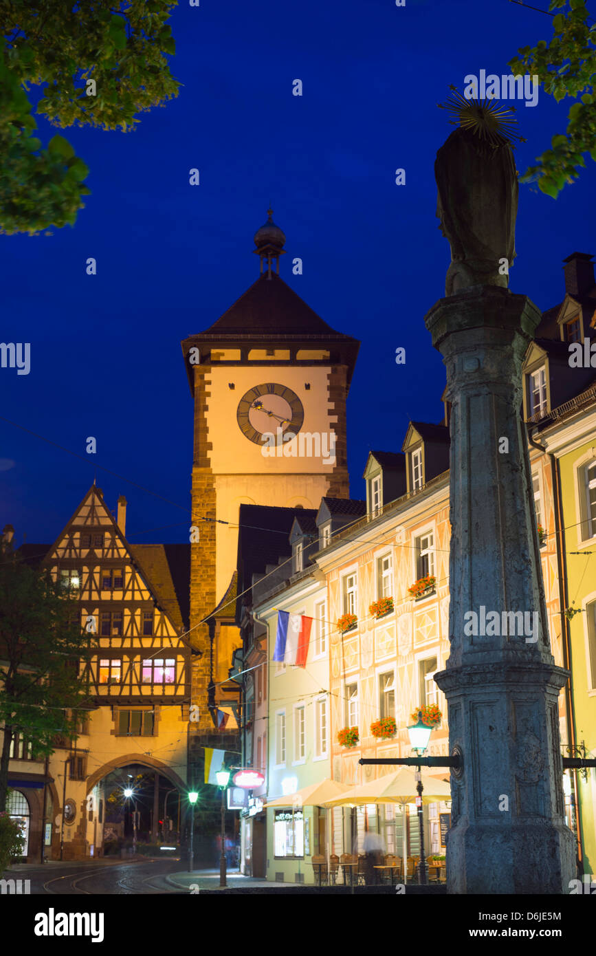 Città vecchia porta della città di Friburgo, Baden-Württemberg, Germania, Europa Foto Stock