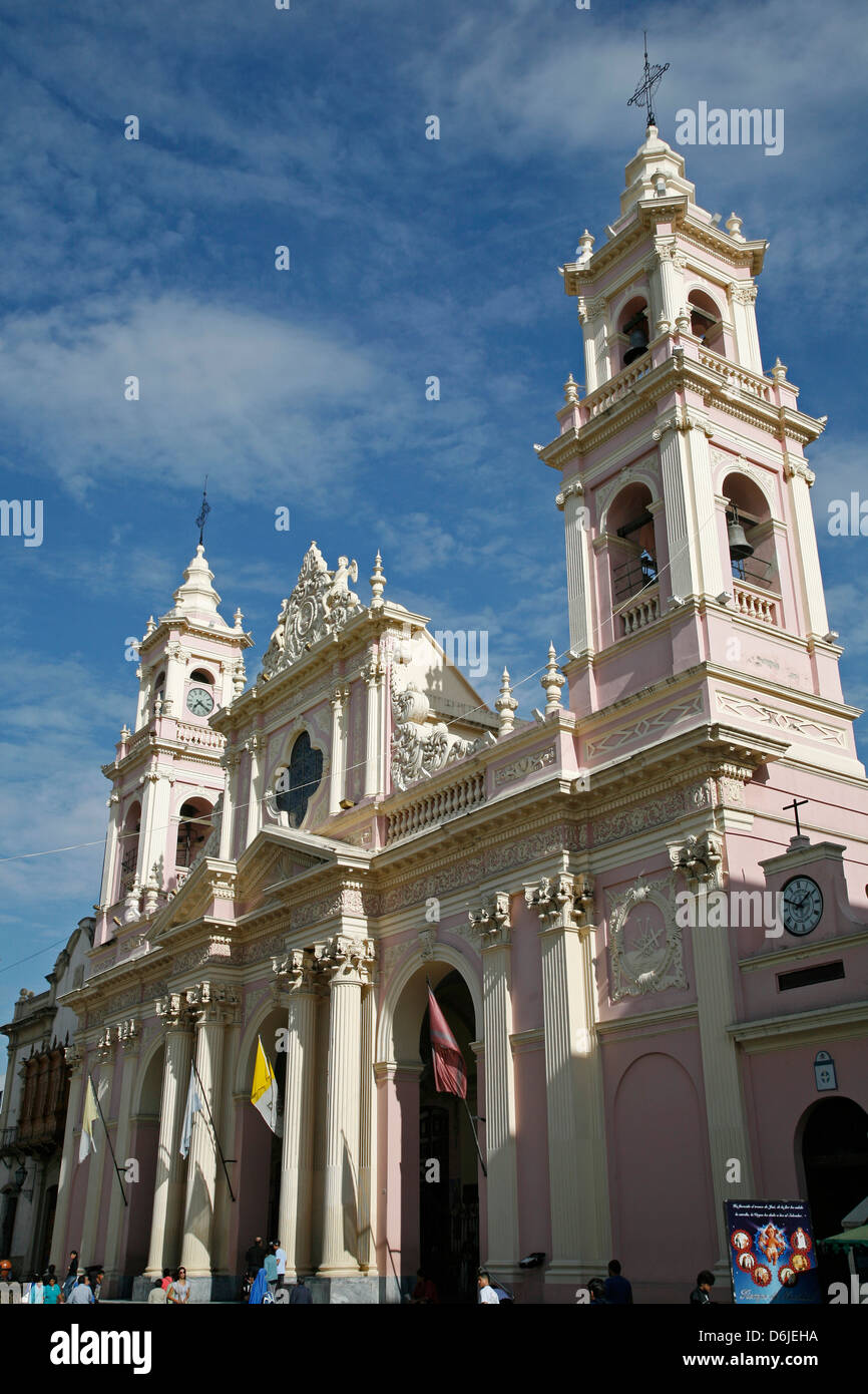 La Iglesia Catedral, la cattedrale principale su 9 julio Square, Città di Salta, Argentina, Sud America Foto Stock