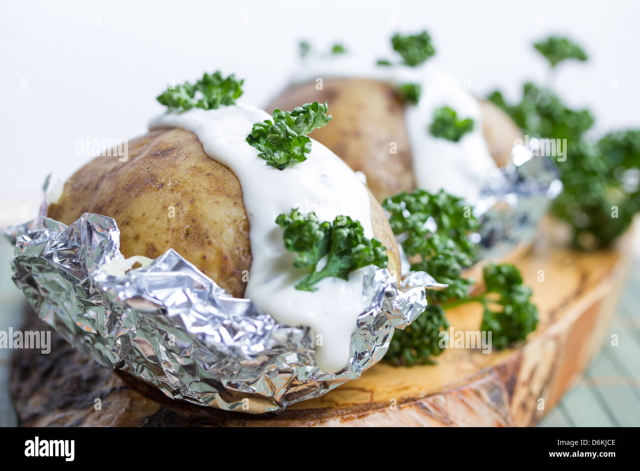 Freschi patate al forno Foto Stock