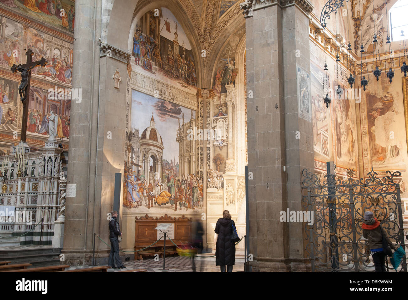 Altare della chiesa di Santa Maria Novella a Firenze, Italia Foto Stock