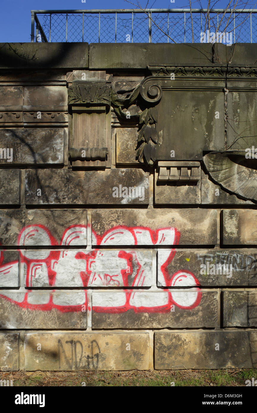Berlino, Germania, i resti del muro di cinta del castello la libertà Foto Stock