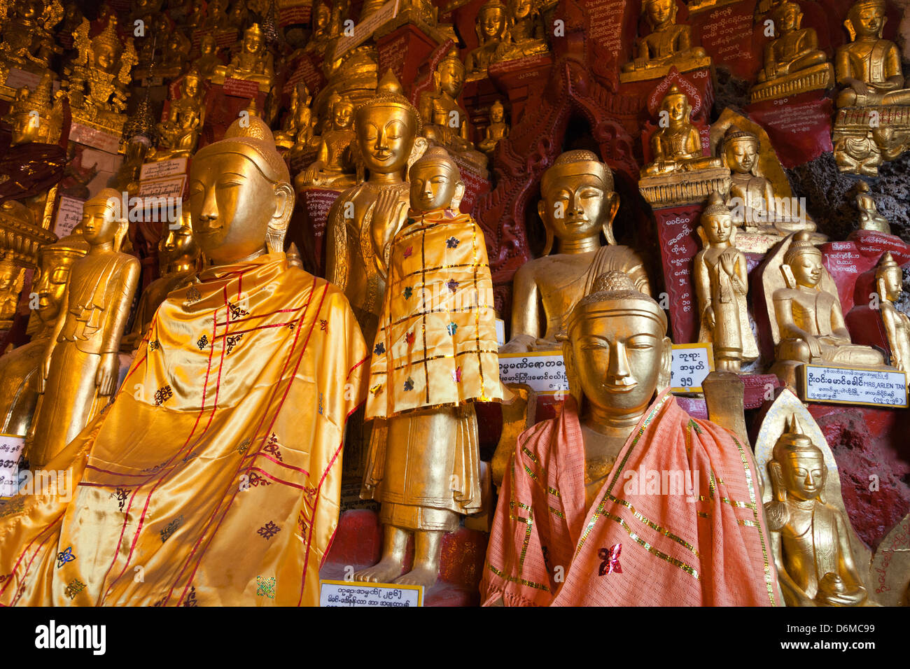 Il buddista fantastiche grotte di Pindaya, Myanmar 17 Foto Stock