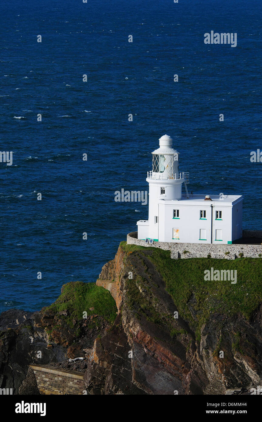 Una vista di Hartland Point lighthouse Devon UK Foto Stock