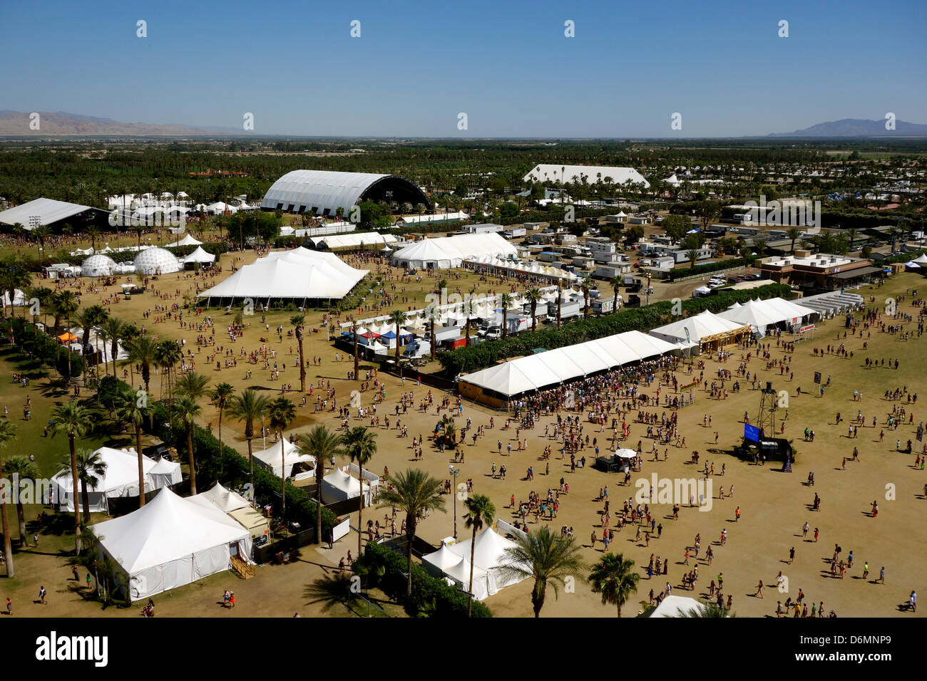 Indio, California USA 19 aprile 2013 vista aerea del Coachella Music Festival. Aprile 19, 2013. Photo credit: Lisa Werner/Alamy Live News Foto Stock